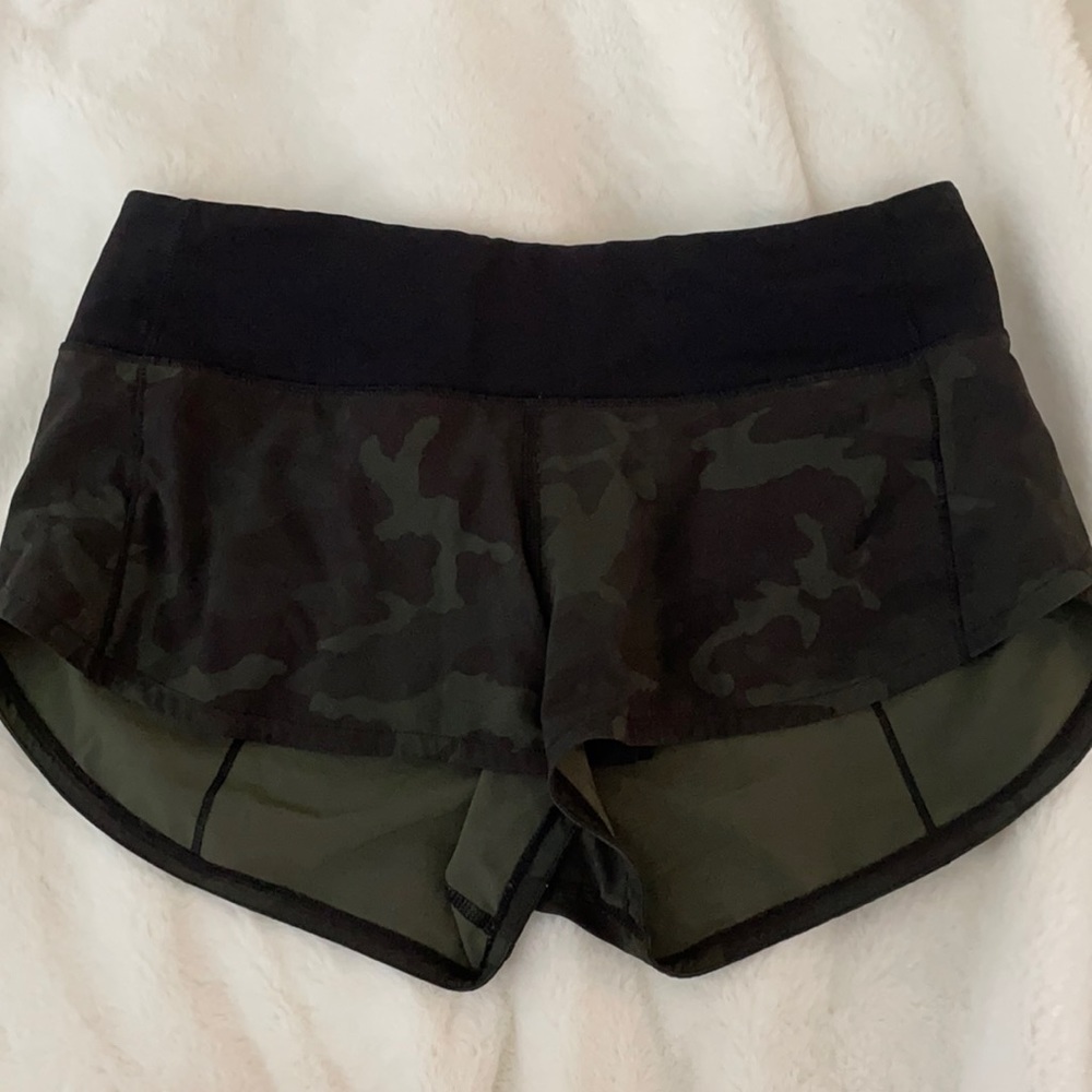 Lululemon speed up short size 4